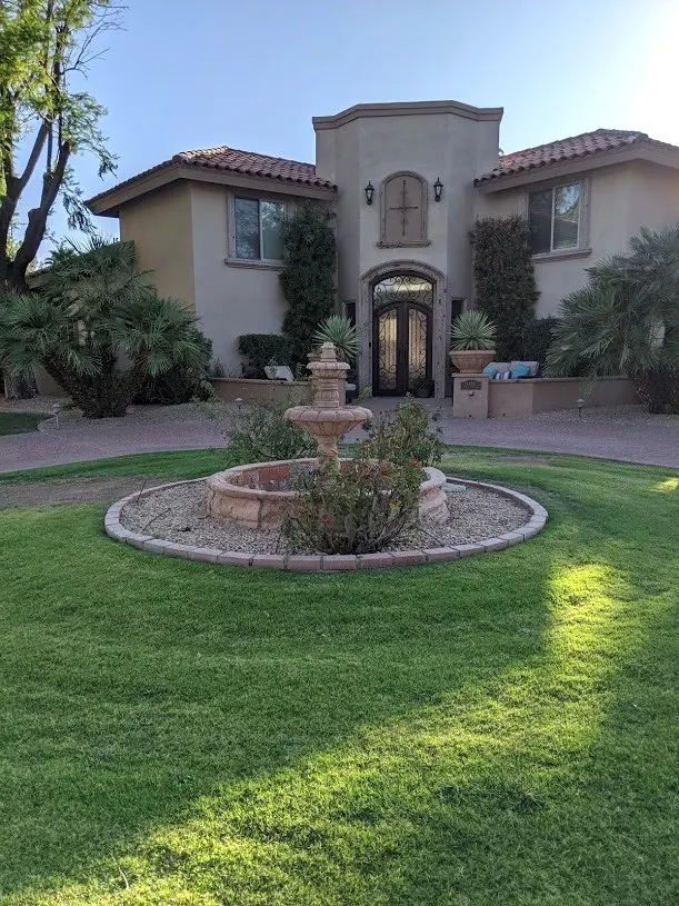 McCormick Ranch front walkway before the transformation